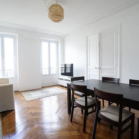 Luxury Flat Near Trocadero * Paris