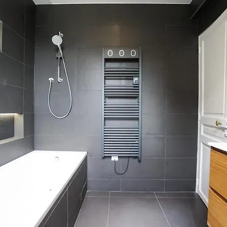 Luxury Flat Near Trocadero Apartment *
