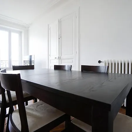 Luxury Flat Near Trocadero Paris
